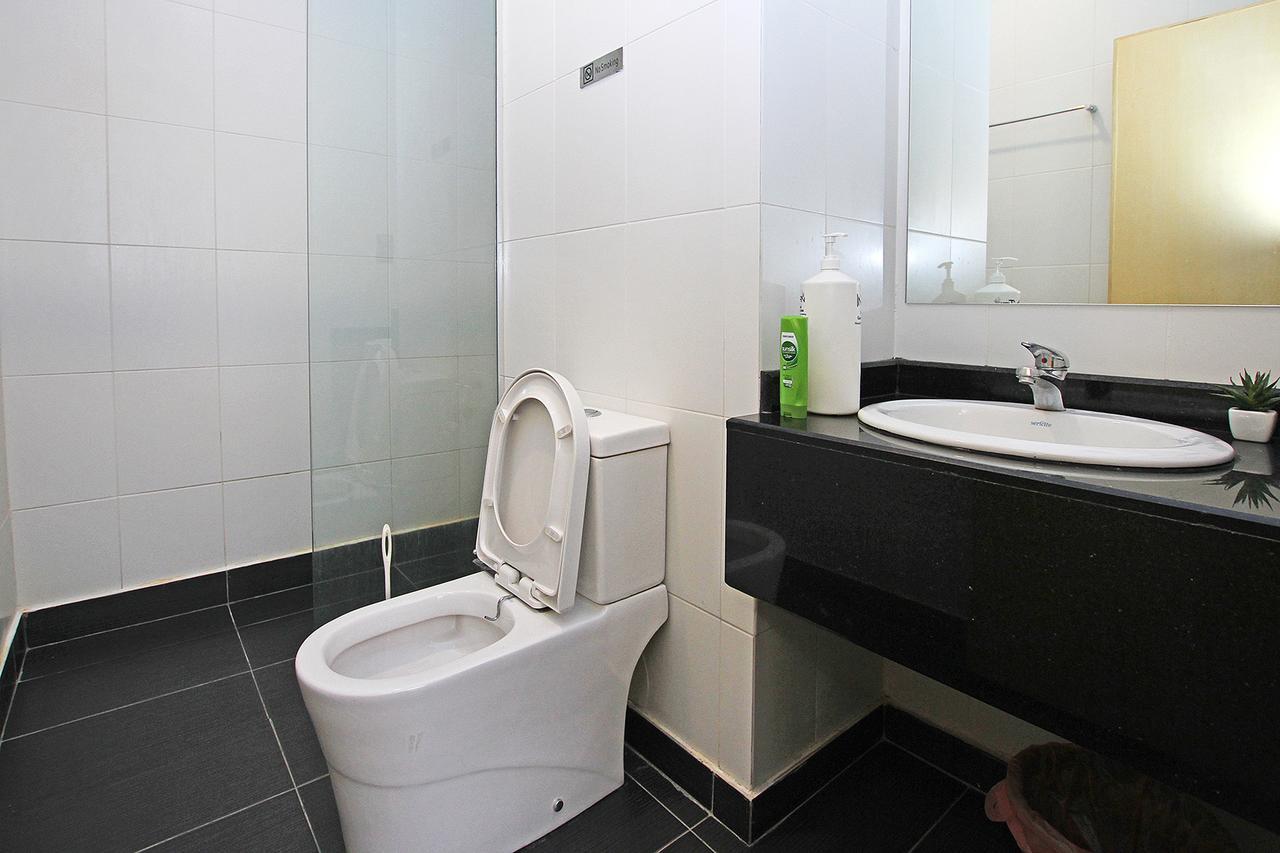 Bernard Holiday Home @ Imperial Suites Kuching Dış mekan fotoğraf