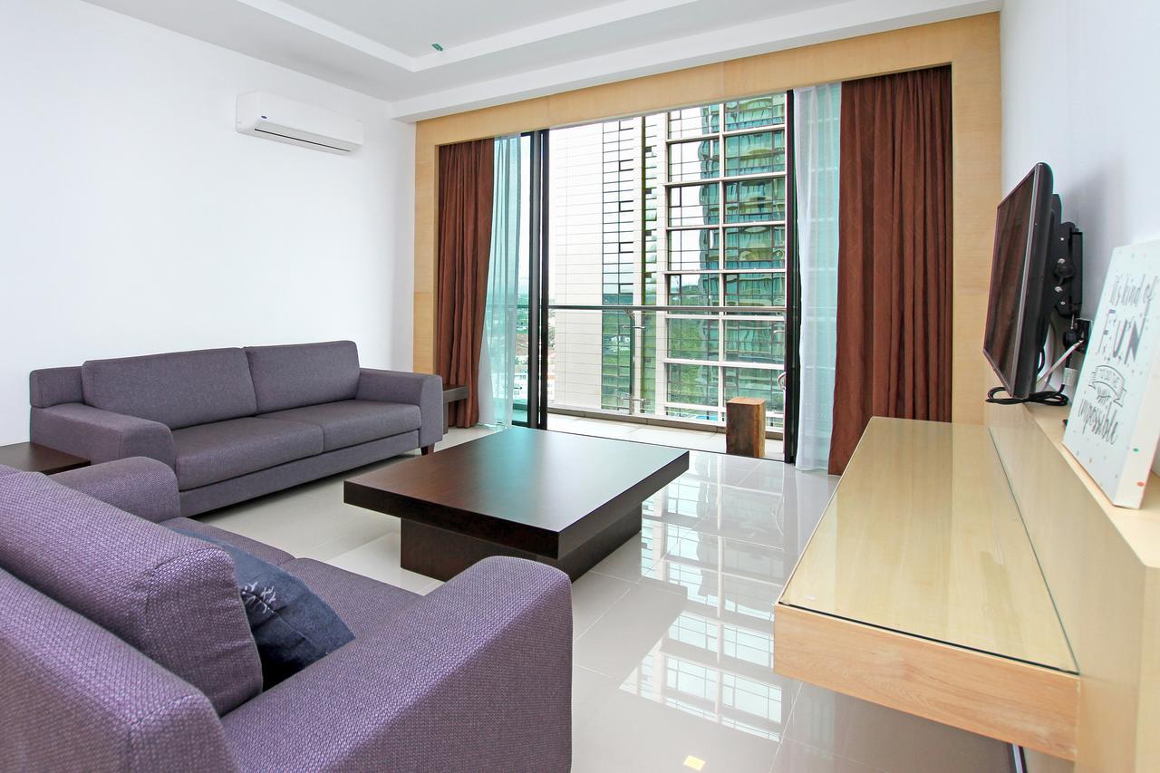 Bernard Holiday Home @ Imperial Suites Kuching Dış mekan fotoğraf